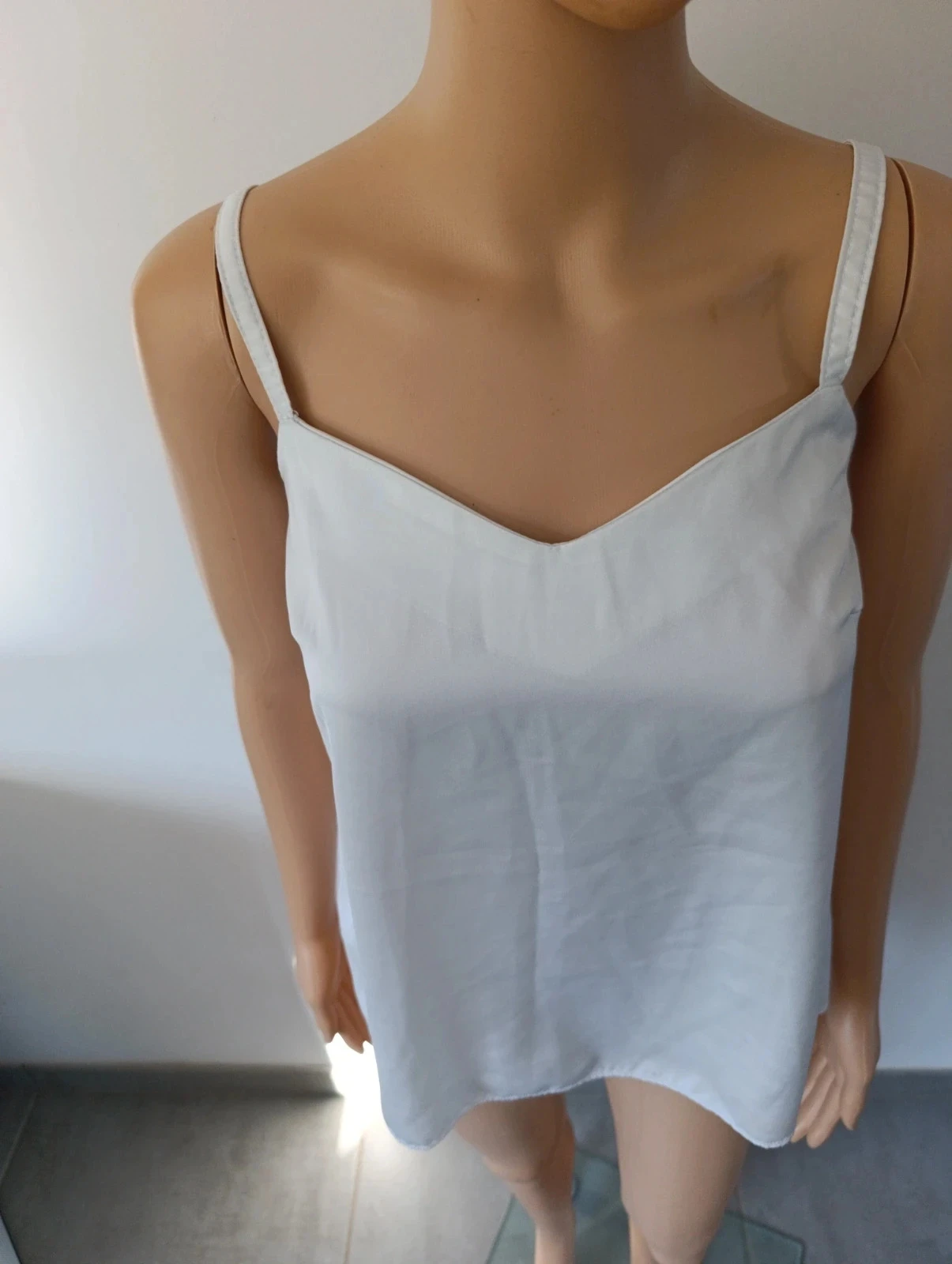 Caraco blanco para mujer – Tank top fluido con tirantes finos – Talla S/M – photo 5